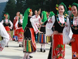bulgaria-folk-dance